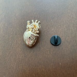 Heart/Cardio Lapel Pin, Gold